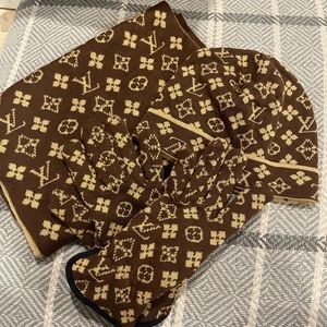 Louis Vuitton 3-piece monogram winter accessory set